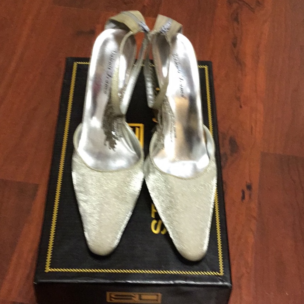 Women’s Shoes